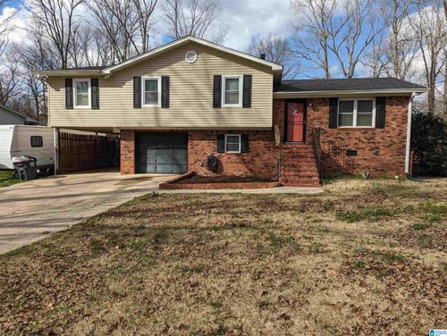 3232 Virginia Dr, HUEYTOWN, AL, 35023-5784 | Card Image