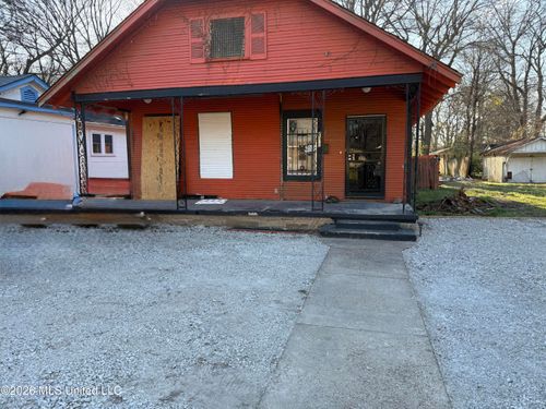 427 S Eureka St, Greenville, MS, 38701-4812 | Card Image
