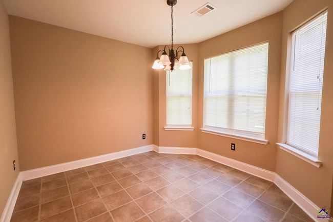222 Olde Hickory Cir, House other with 5 bedrooms, 3 bathrooms and null parking in Bonaire GA | Image 8