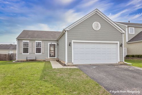 1820 Sebastian Dr, Woodstock, IL, 60098-2299 | Card Image
