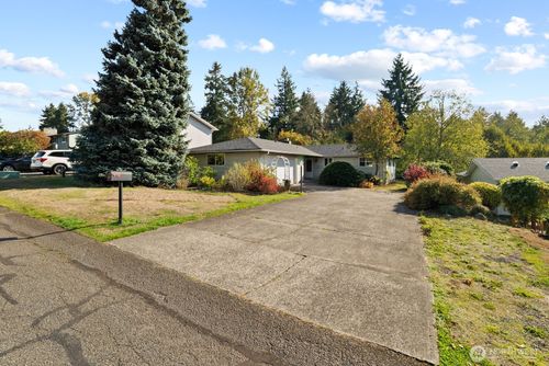1410 Beech Ave, Steilacoom, WA, 98388-3818 | Card Image