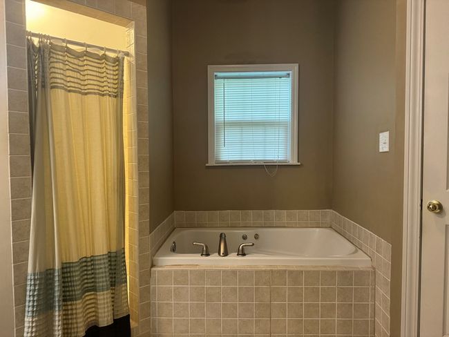 340 Royal Oaks Dr, House other with 6 bedrooms, 6 bathrooms and 47 parking in Daniels WV | Image 13