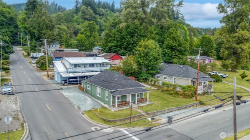 45337 Main St, Concrete, WA, 98237-9362 | Card Image