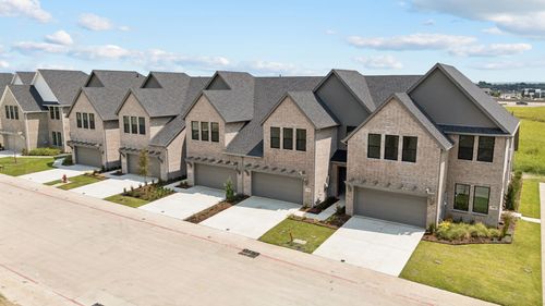 3540 Pierce Ln, Grand Prairie, TX, 75052-8938 | Card Image