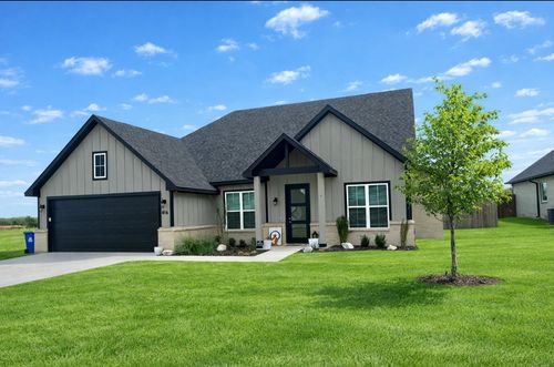 416 Austin St, Callisburg, TX, 76240-2471 | Card Image