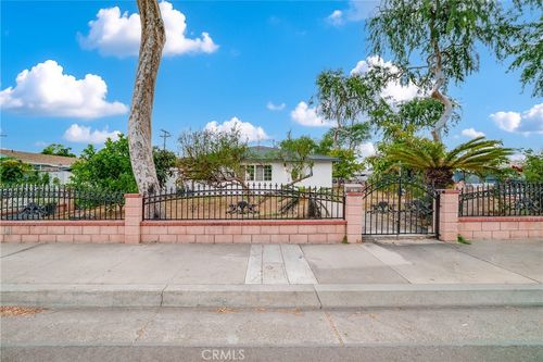 1913 W Valencia Dr, Fullerton, CA, 92833-3231 | Card Image