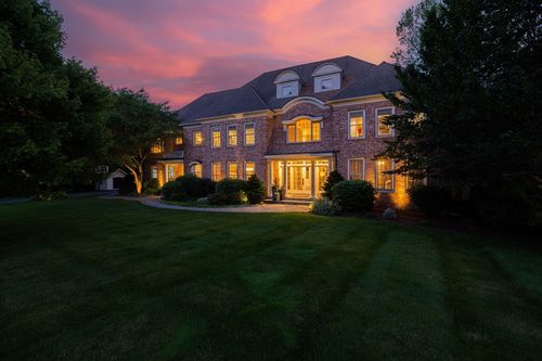 17 Olde Hickory Path, Westborough, MA, 01581-3853 | Card Image