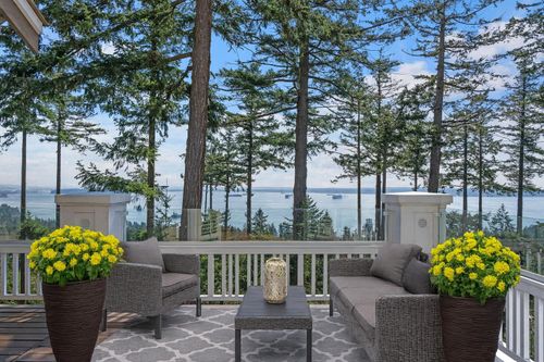 4-5110 Alderfeild Pl, West Vancouver, BC, V7W2W7 | Card Image
