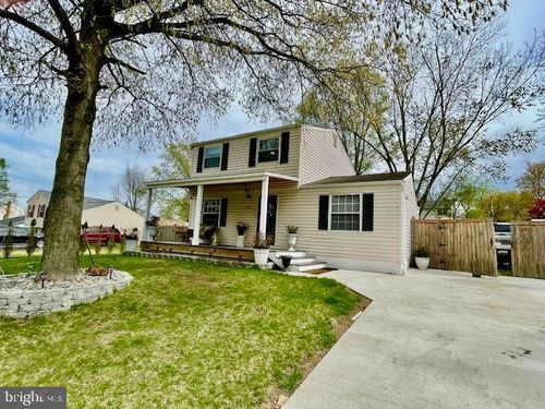 704 Pritchard Ln, UPPER MARLBORO, MD, 20774-2009 | Card Image