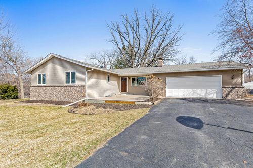 201 Lilac Ln, Shoreview, MN, 55126-6209 | Card Image