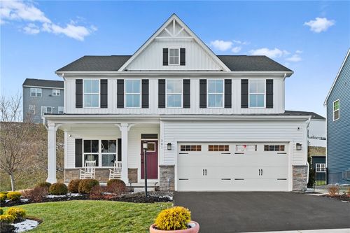 301 Shanleigh Dr, Zelienople, PA, 16063-4302 | Card Image