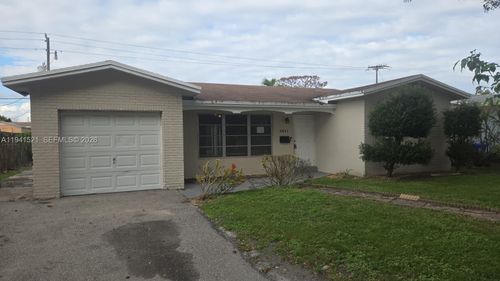 6841 Liberty St, Hollywood, FL, 33024-3928 | Card Image