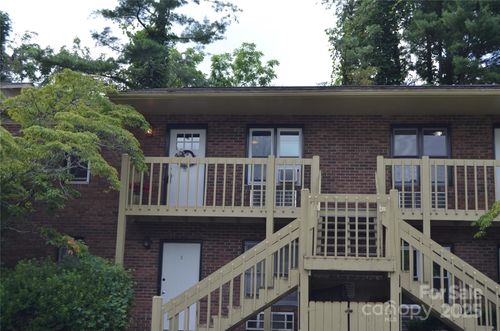 apt-9-380 Corbly Dr, Hendersonville, NC, 28739-6884 | Card Image
