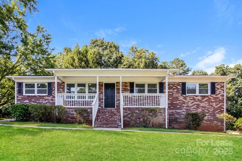 2419 Sandlewood Dr, Gastonia, NC, 28054-2771 | Card Image