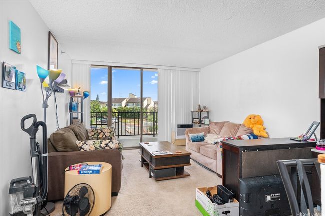 APT-216 - 98-402 Koauka Loop, Condo with 2 bedrooms, 1 bathrooms and 2 parking in Aiea HI | Image 4