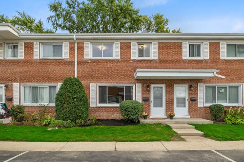 b-1142 N Boxwood Dr, Mount Prospect, IL, 60056-1206 | Card Image