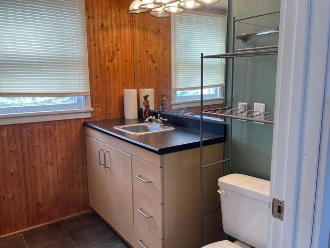 upper level private bath | Image 17
