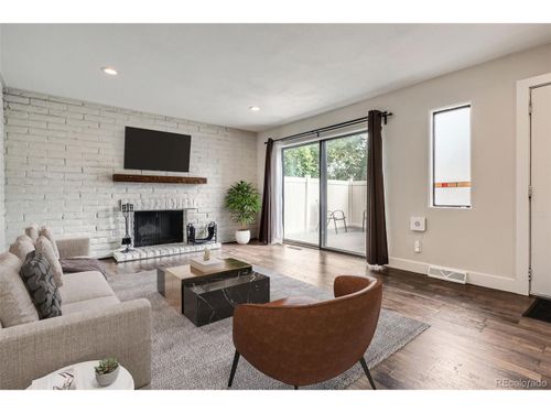 apt-53-9605 E Kansas Cir, Denver, CO, 80247-2322 | Card Image