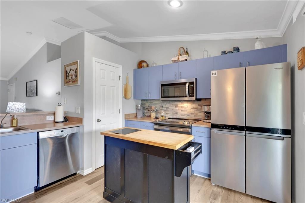 Residential in LEHIGH ACRES 2