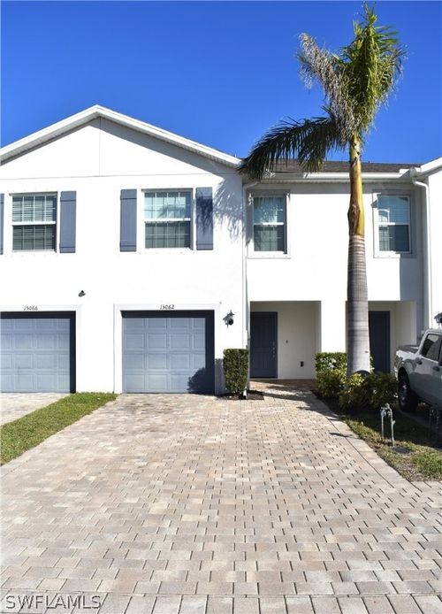 15062 Wildflower Cir, NAPLES, FL, 34119-4857 | Card Image