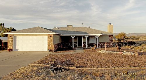 7143 E Agua Fria Dr, Kingman, AZ, 86401-8177 | Card Image