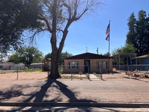 504 Sunset Ave, La Junta, CO, 81050-2036 | Card Image