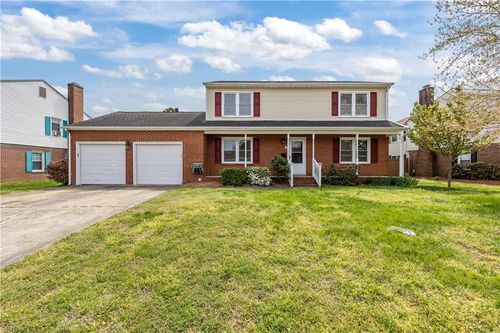 3 Fort Worth St, Hampton, VA, 23669-1107 | Card Image