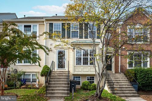 22078 Manning Sq, STERLING, VA, 20166-3020 | Card Image