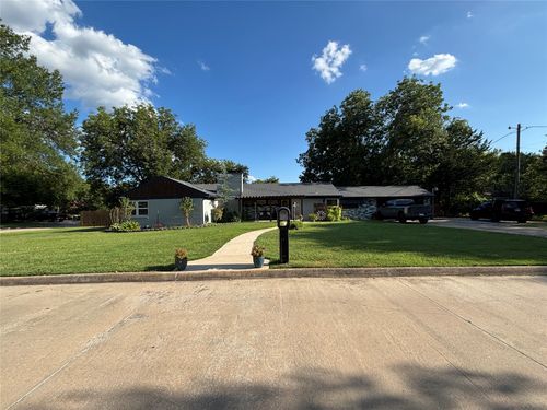 1800 6th Ave Sw, Ardmore, OK, 73401-3537 | Card Image