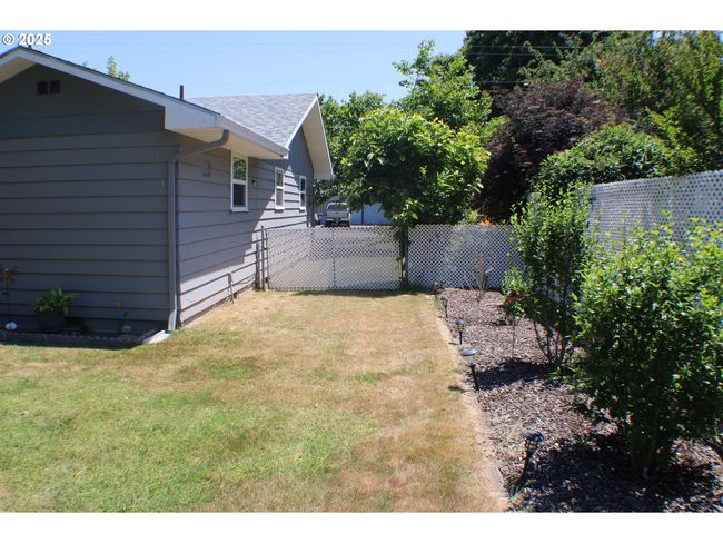 131 Mountain View Ave, House other with 3 bedrooms, 2 bathrooms and 2 parking in Myrtle Creek OR | Image 29