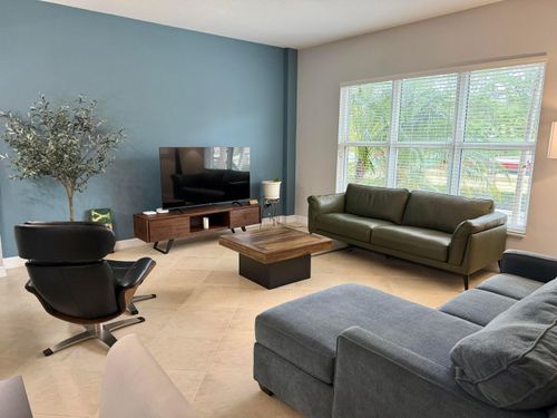 106-2609 Ne 14th Ave, Wilton Manors, FL, 33334-4383 | Card Image