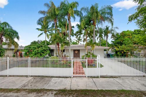 10015 Sw 166th St, Miami, FL, 33157-3235 | Card Image