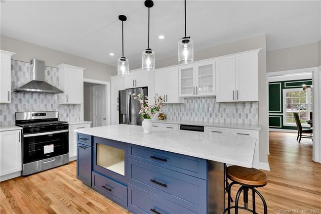 64 Eastham Bridge Rd, House other with 4 bedrooms, 3 bathrooms and 5 parking in East Hampton CT | Image 6