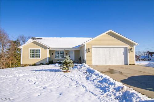101 Butternut Ln, Cadiz, OH, 43907-8748 | Card Image