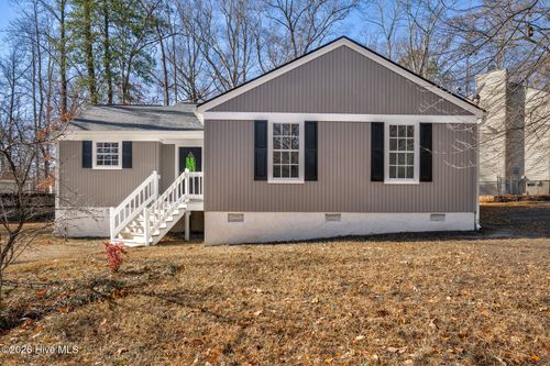 1012 N Hornbeam Dr, Rocky Mount, NC, 27804-8840 | Card Image