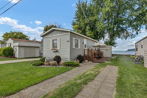 12-201 S Franklin St, Lake City, MN, 55041-1042 | Card Image