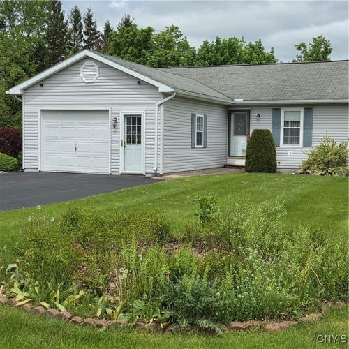 144 Hagan Cir, Oneida, NY, 13421-2667 | Card Image