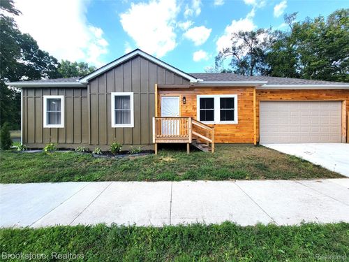 19700 Stahelin Ave, Detroit, MI, 48219-2138 | Card Image