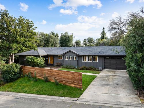 8216 Shangrila Dr, Fair Oaks, CA, 95628-6031 | Card Image