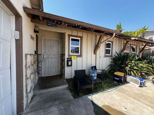 1817 Ramon St, Lemon Grove, CA, 91945-4324 | Card Image