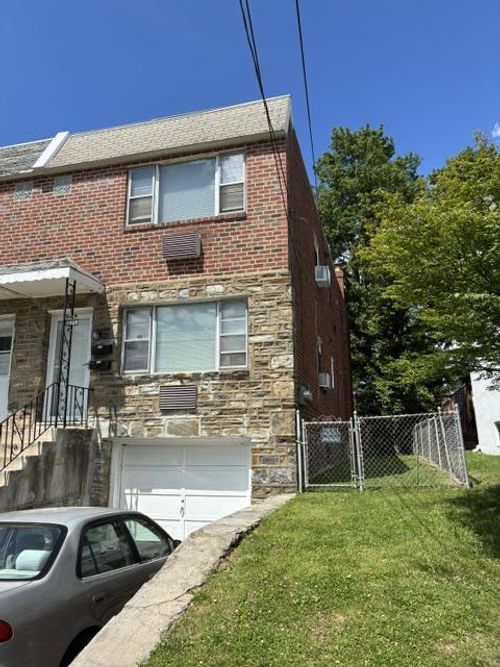 1729 Chandler St, PHILADELPHIA, PA, 19111-3520 | Card Image