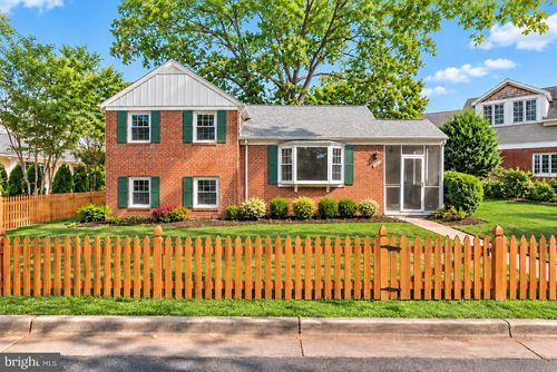 709 W View Ter, ALEXANDRIA, VA, 22301-2747 | Card Image
