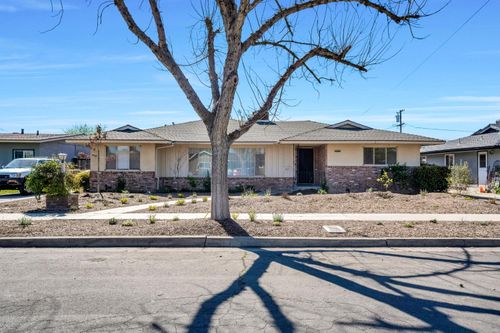 217 W Cortland Ave, Fresno, CA, 93705-3514 | Card Image
