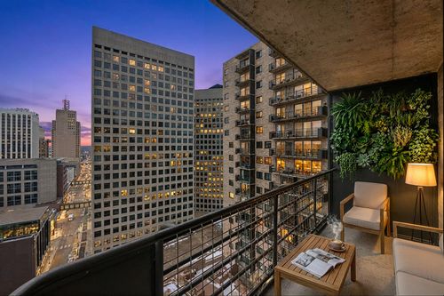 unit-2115-66 9th St E, Saint Paul, MN, 55101-2276 | Card Image