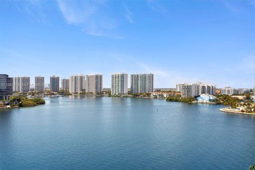 apt-1402-3600 Mystic Pointe Dr, Aventura, FL, 33180-2561 | Card Image