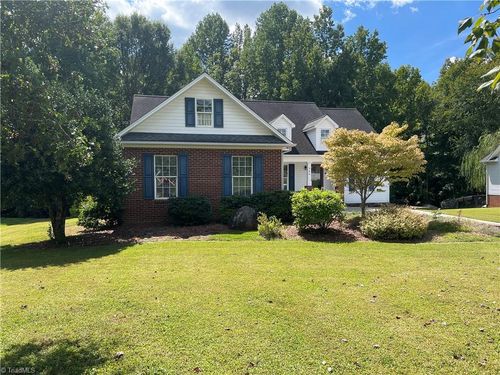 246 Winding Creek Rd, Mocksville, NC, 27028-2671 | Card Image