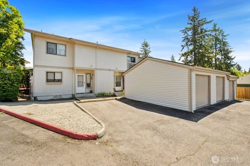 127 Union Ave Ne, Renton, WA, 98059-5038 | Card Image