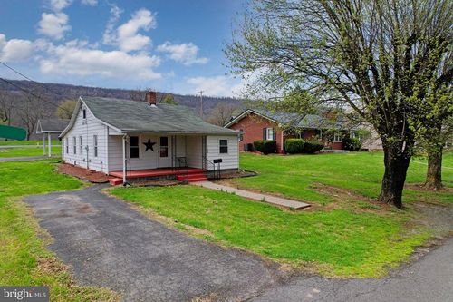 715 Charles St, ROMNEY, WV, 26757-1001 | Card Image