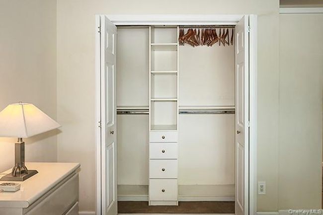 California-style closet | Image 15