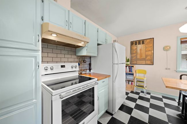 3114 Graveley St, House other with 4 bedrooms, 2 bathrooms and 1 parking in Vancouver BC | Image 16